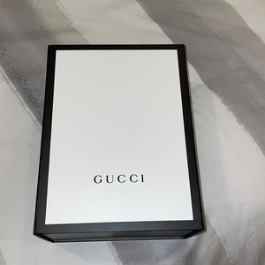 Gucci box